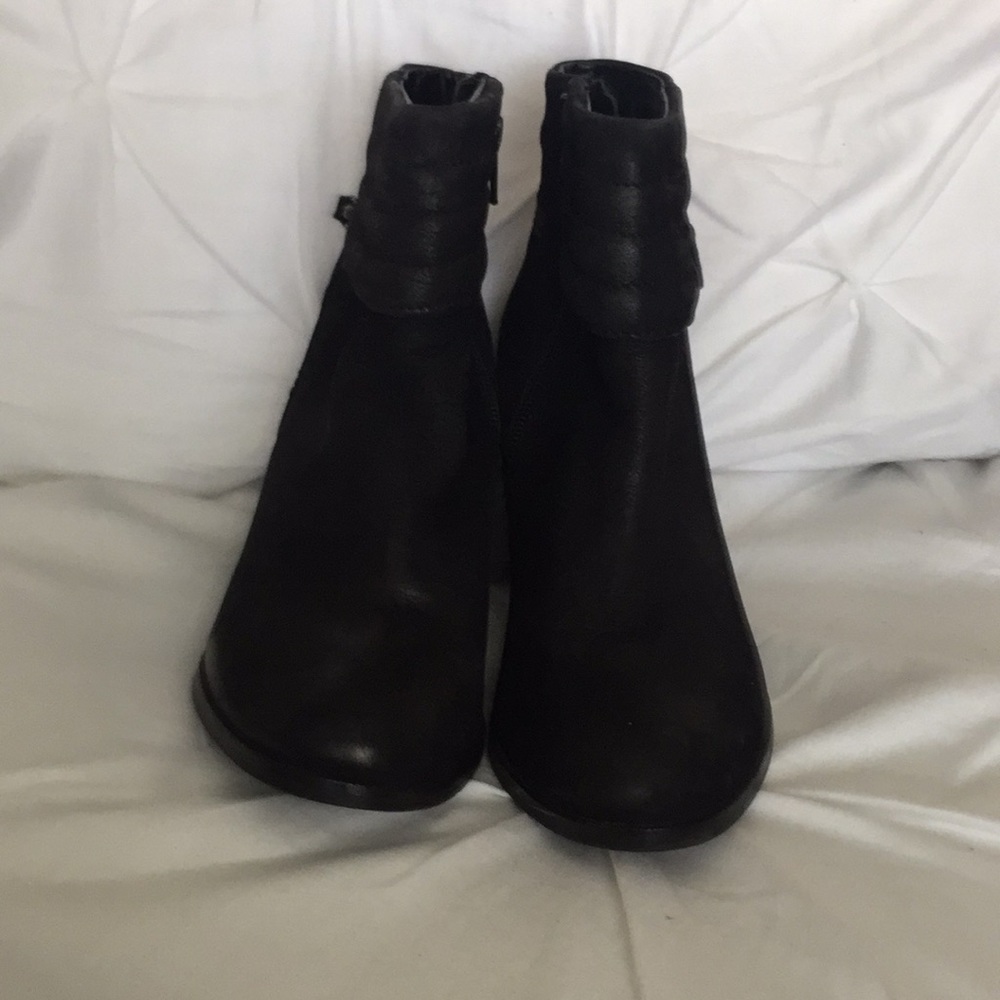 Suede leather booties